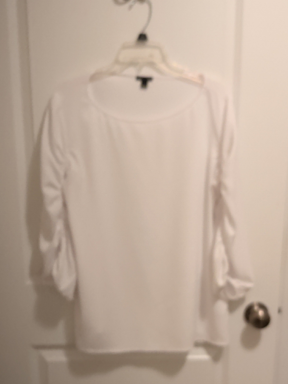 Ann Taylor White Long Sleeve Scoop Neck Top